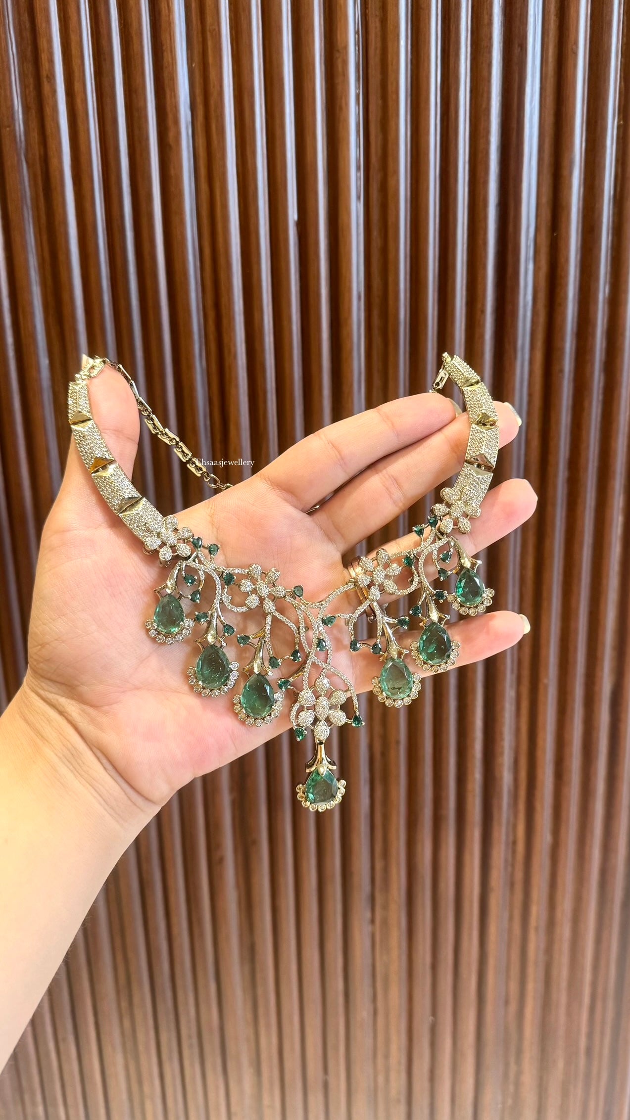 Aasma Diamond Necklace Set