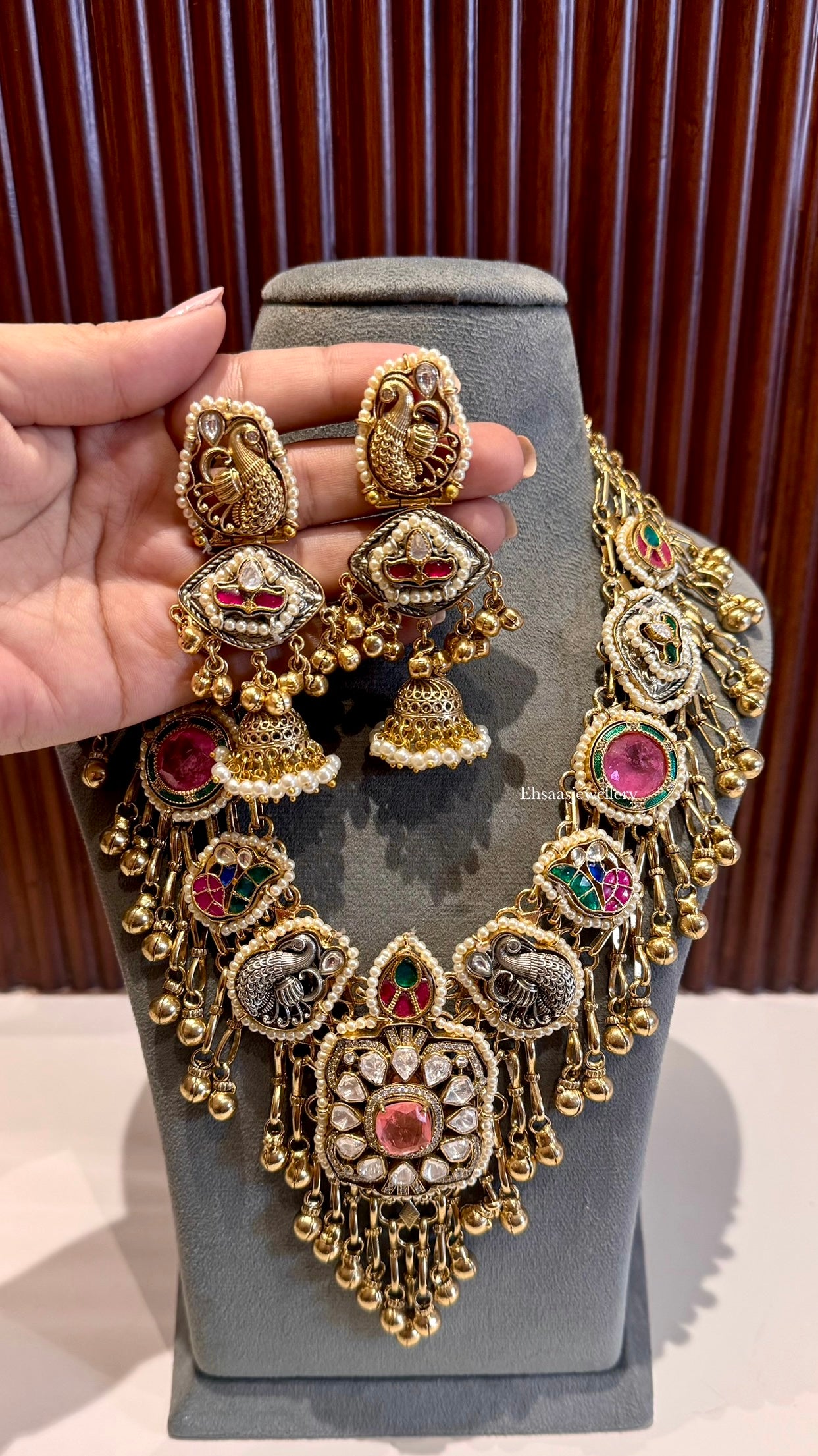 Noor Jahan Necklace with Earrings