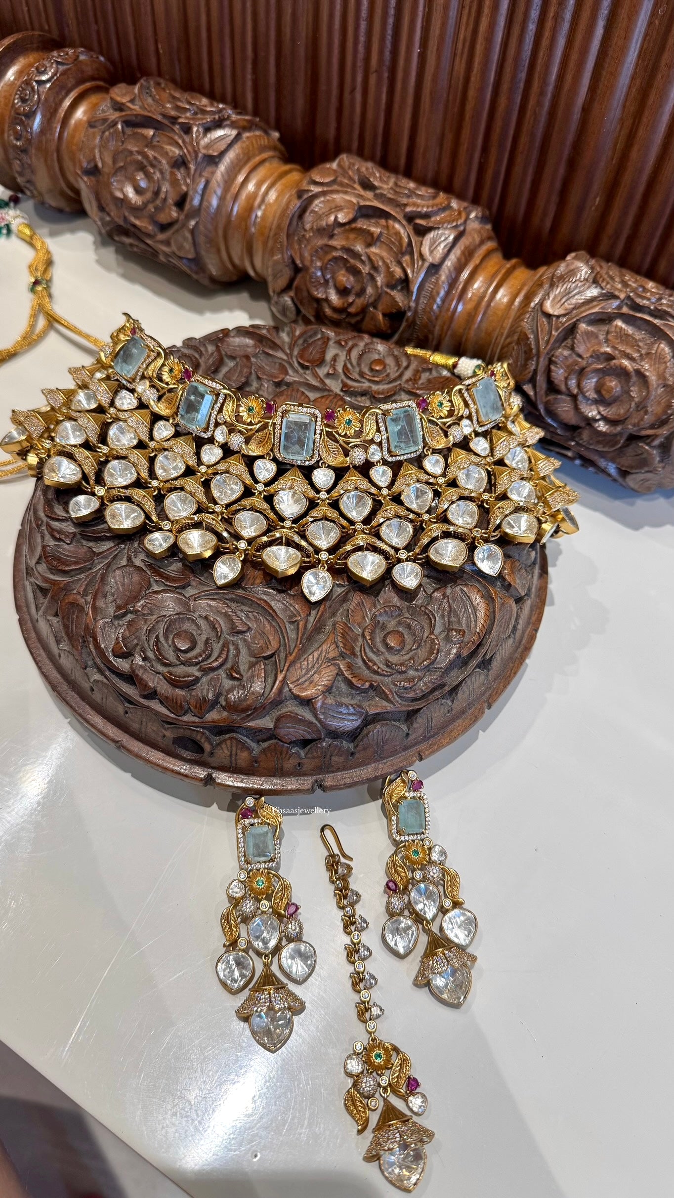 Shiddat Necklace With Earrings