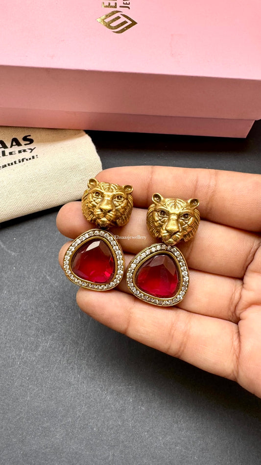 Araya Pendant Set