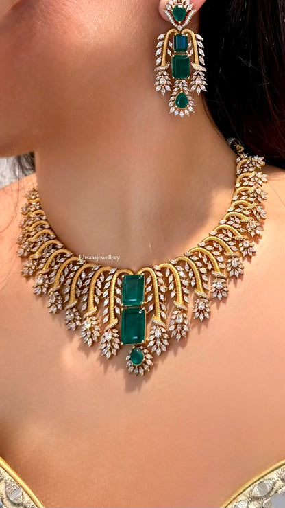Reyah Necklace Set