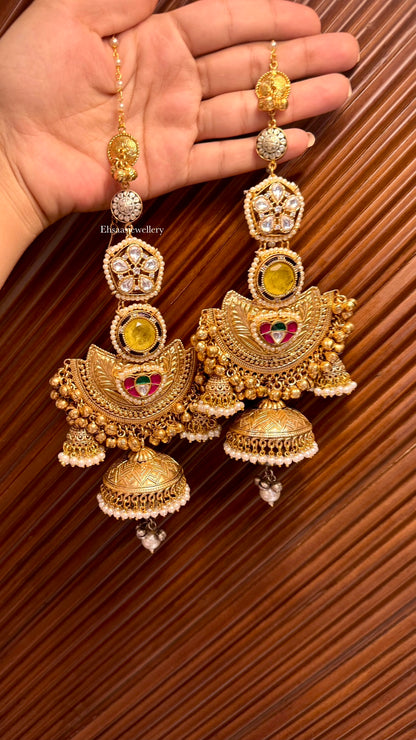 Suhana Jhumkis With Kaanchain