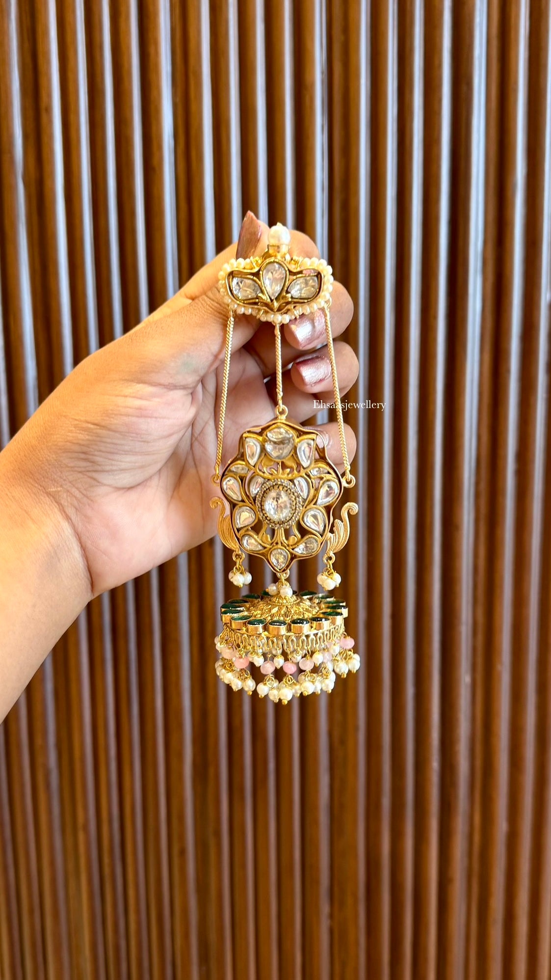 Pavni Jhumkis