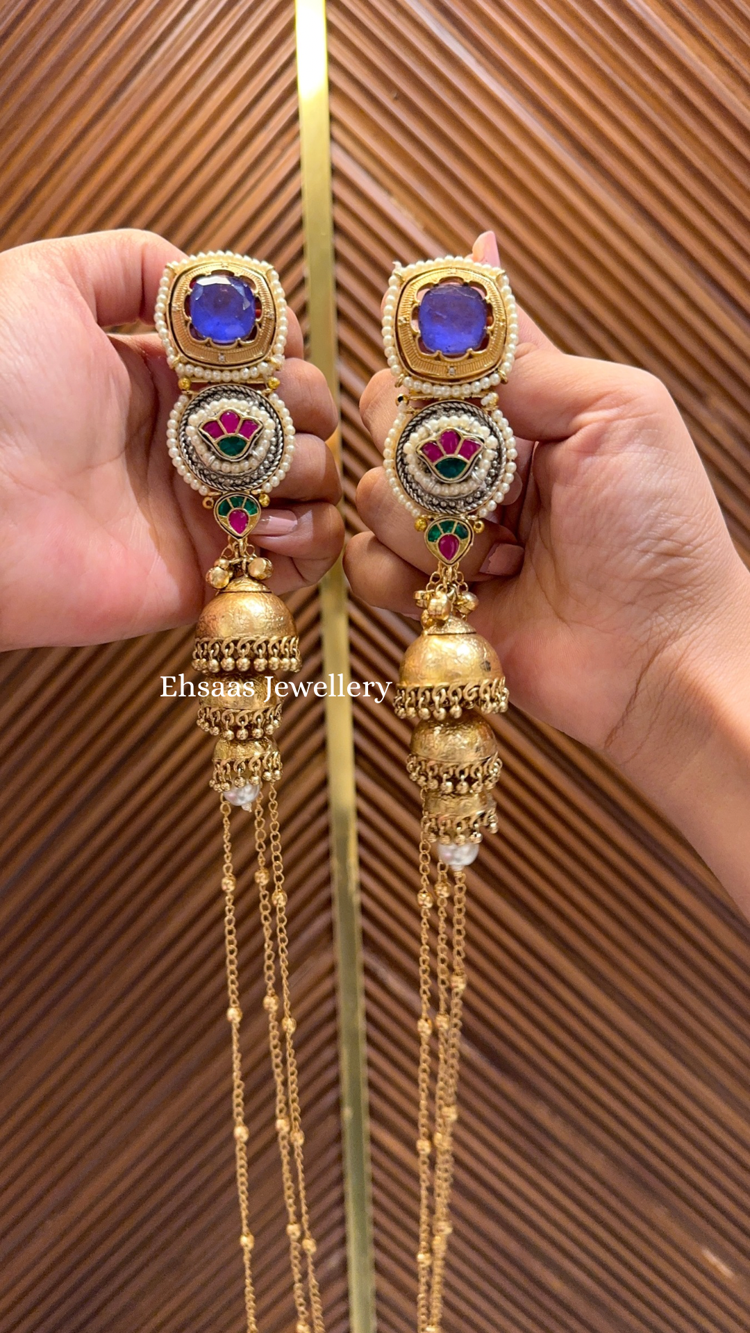 Leheriya Earrings with Necklace 1.0