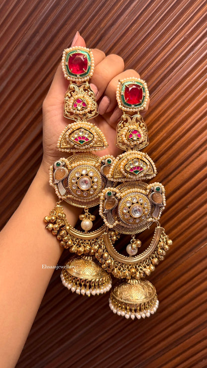 Zunaira Jhumkis