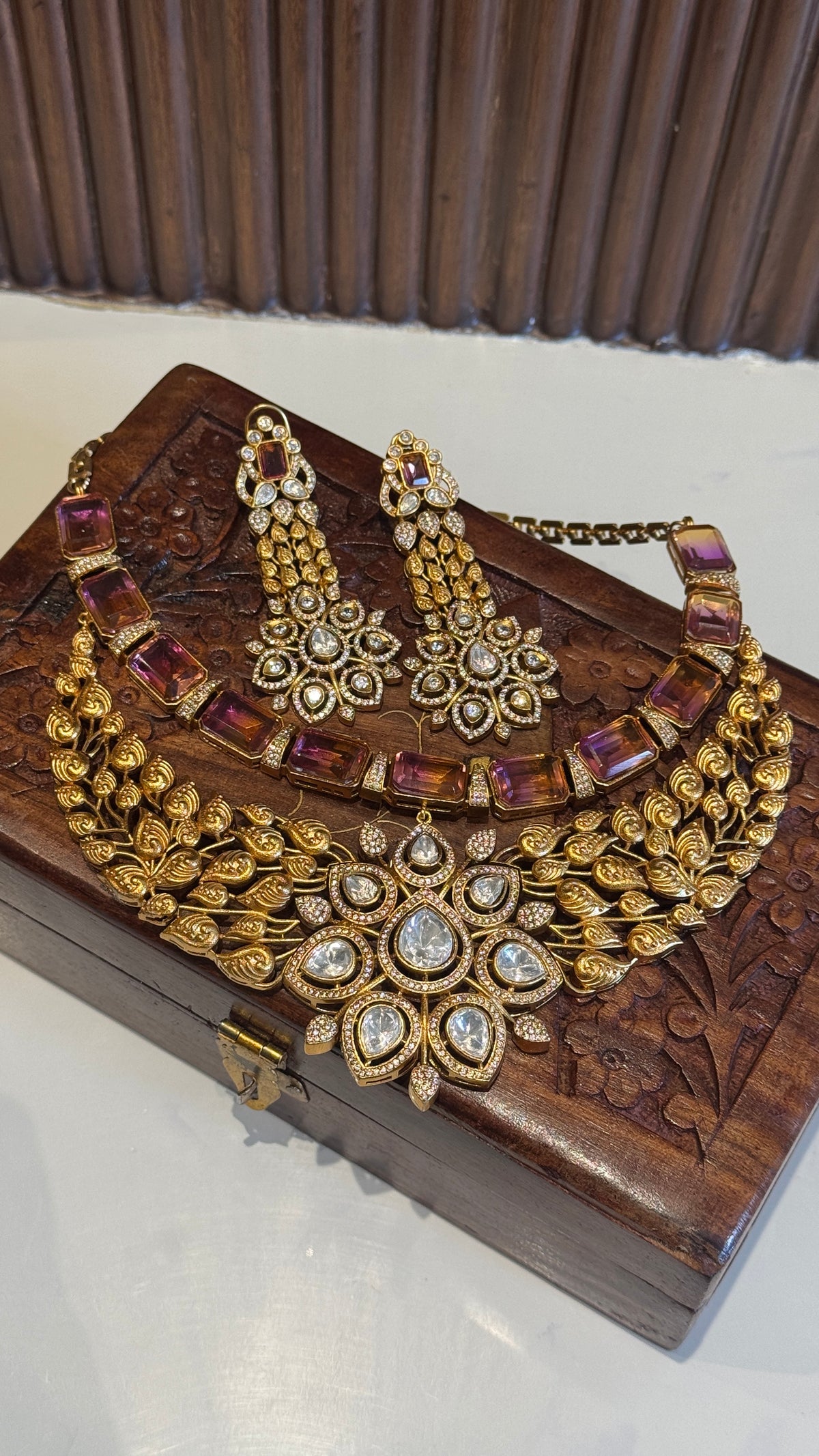 Miraya Gold Necklace Set