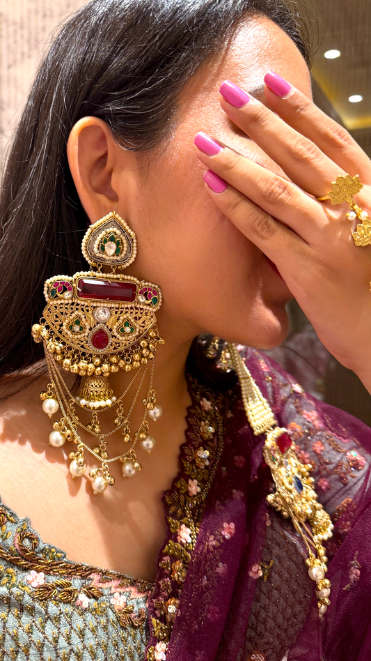 Mehrunisha Pearl Earrings