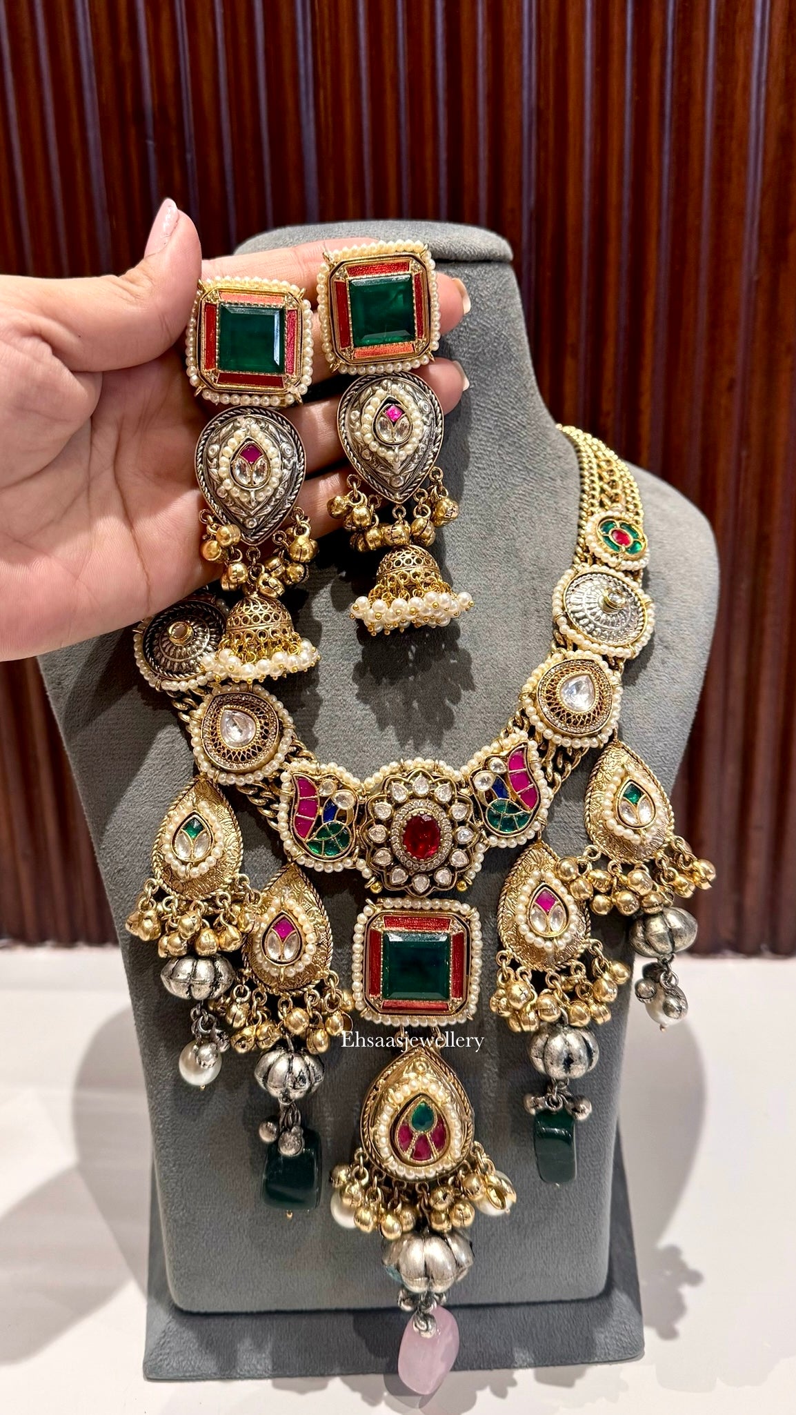 Shehzadi Necklace with Earrings