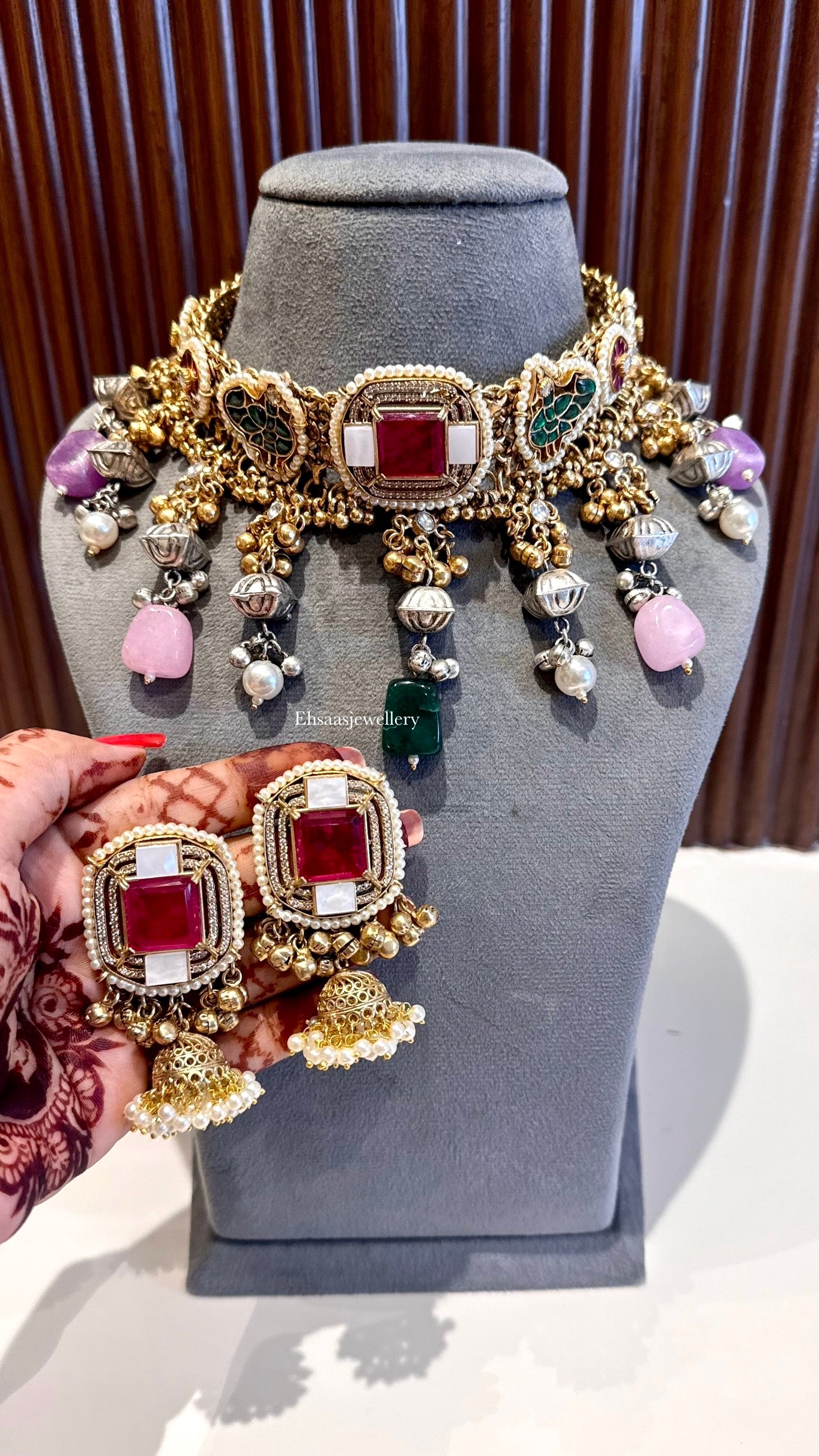 Ruhaniyat Necklace with Earrings