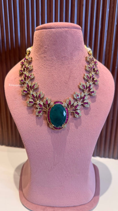 Paisley Necklace Set