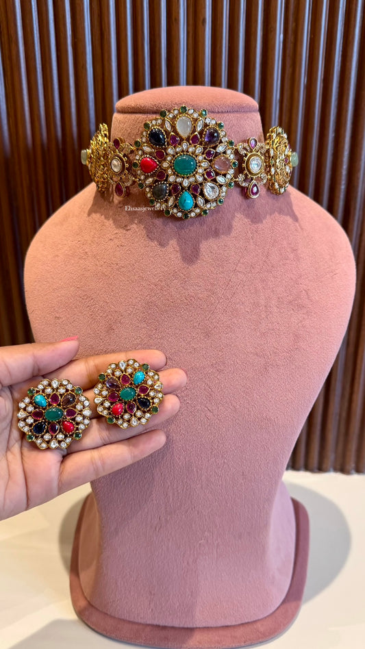 Mannat Zameston Necklace Set