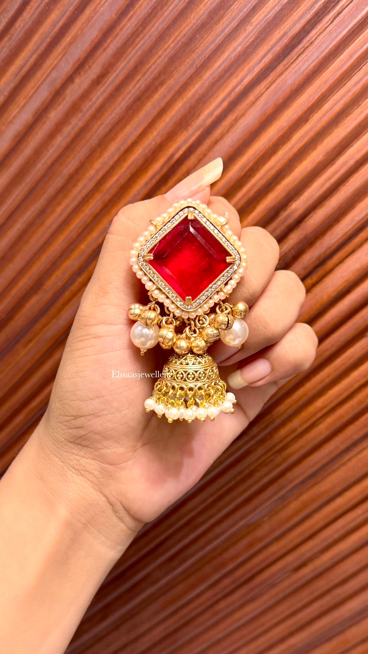 Kesarika Jhumkis
