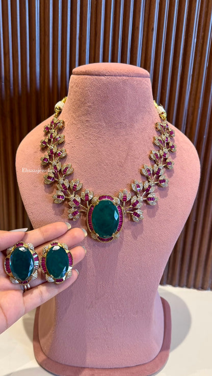 Paisley Necklace Set