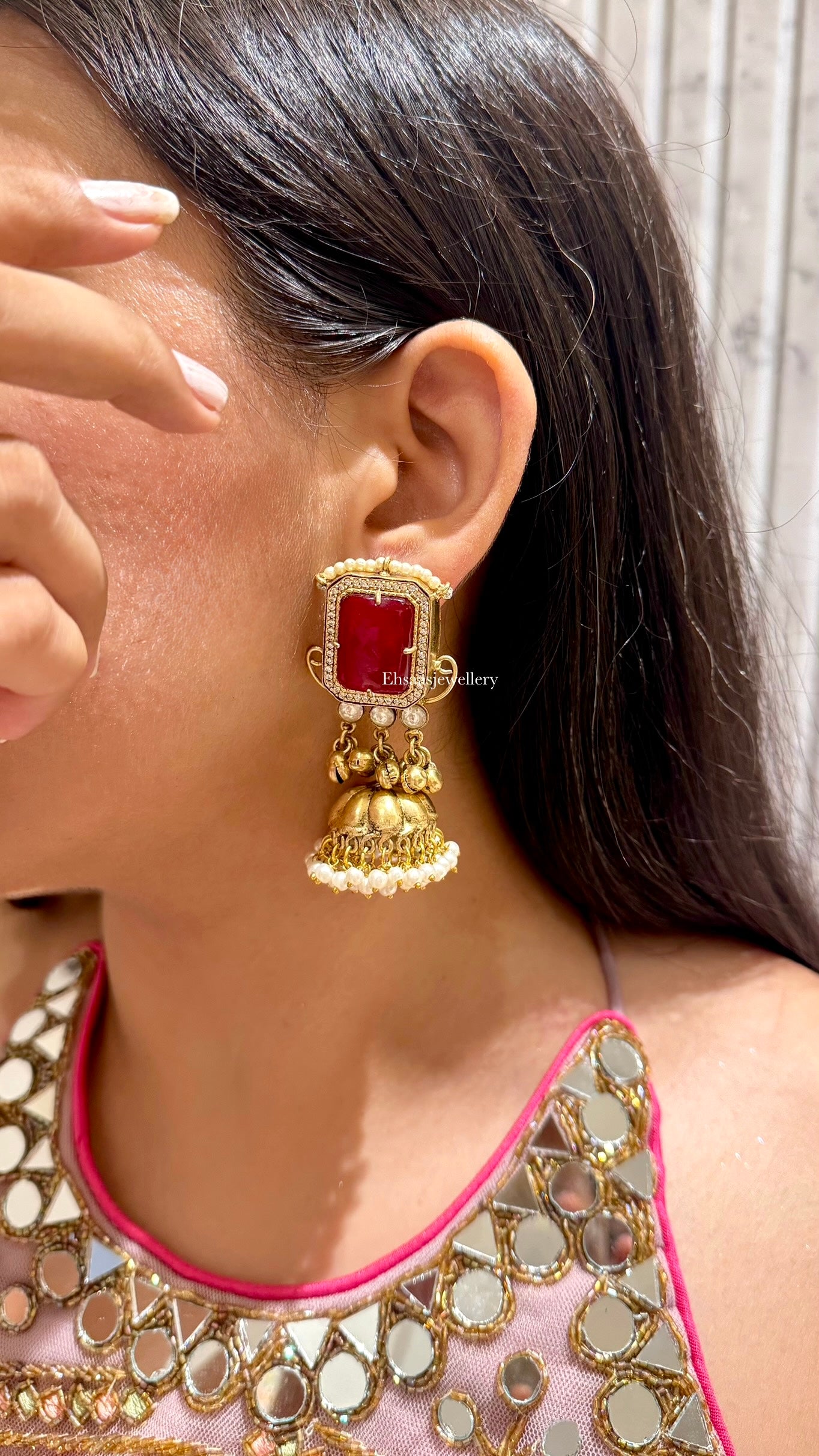 Mehreen Jhumkis