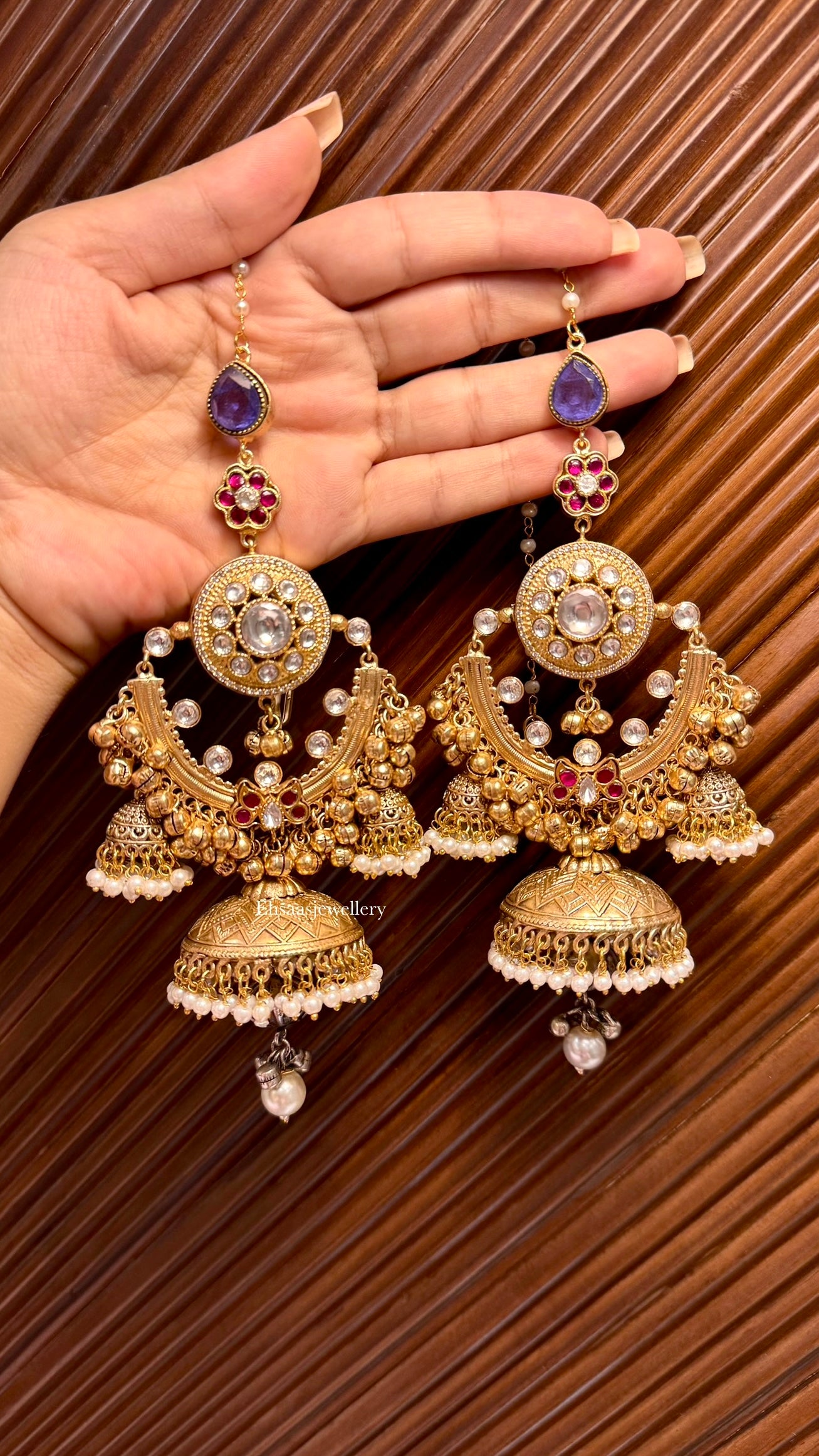 Aarizah Jhumkis With Kaanchain