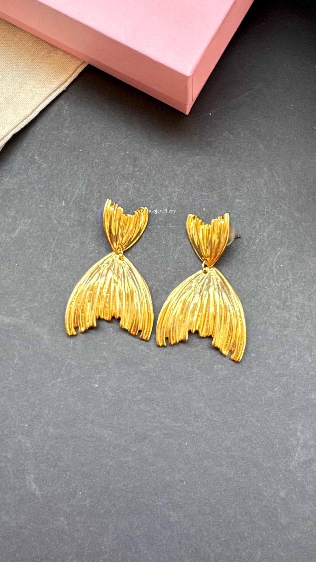 Stella Earrings