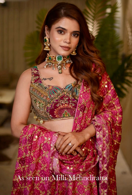 Meherbano Necklace with Earrings