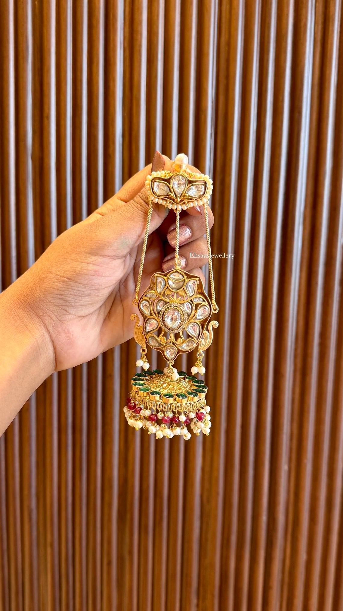 Pavni Jhumkis