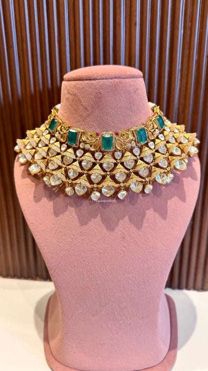 Shiddat Necklace With Earrings