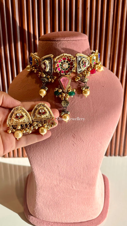 Trishira Choker With Earrings