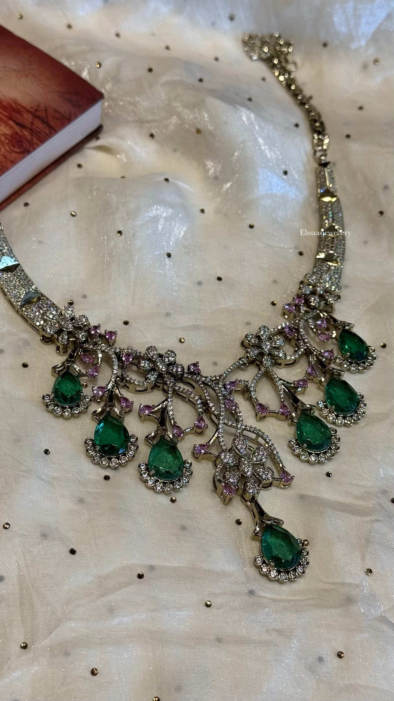Aasma Diamond Necklace Set