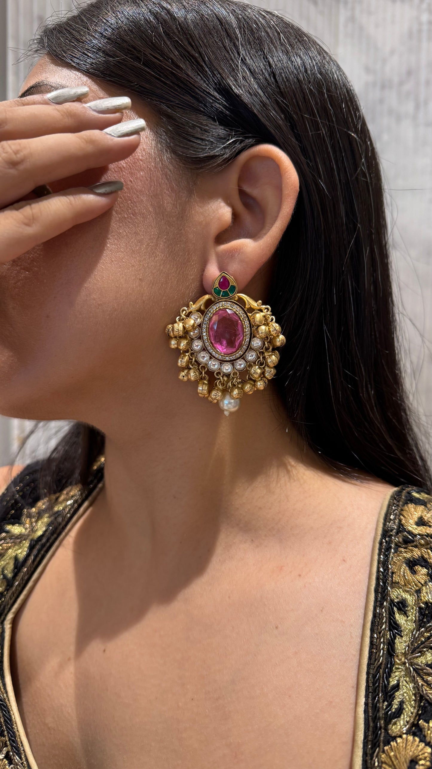 Enakshi Studs