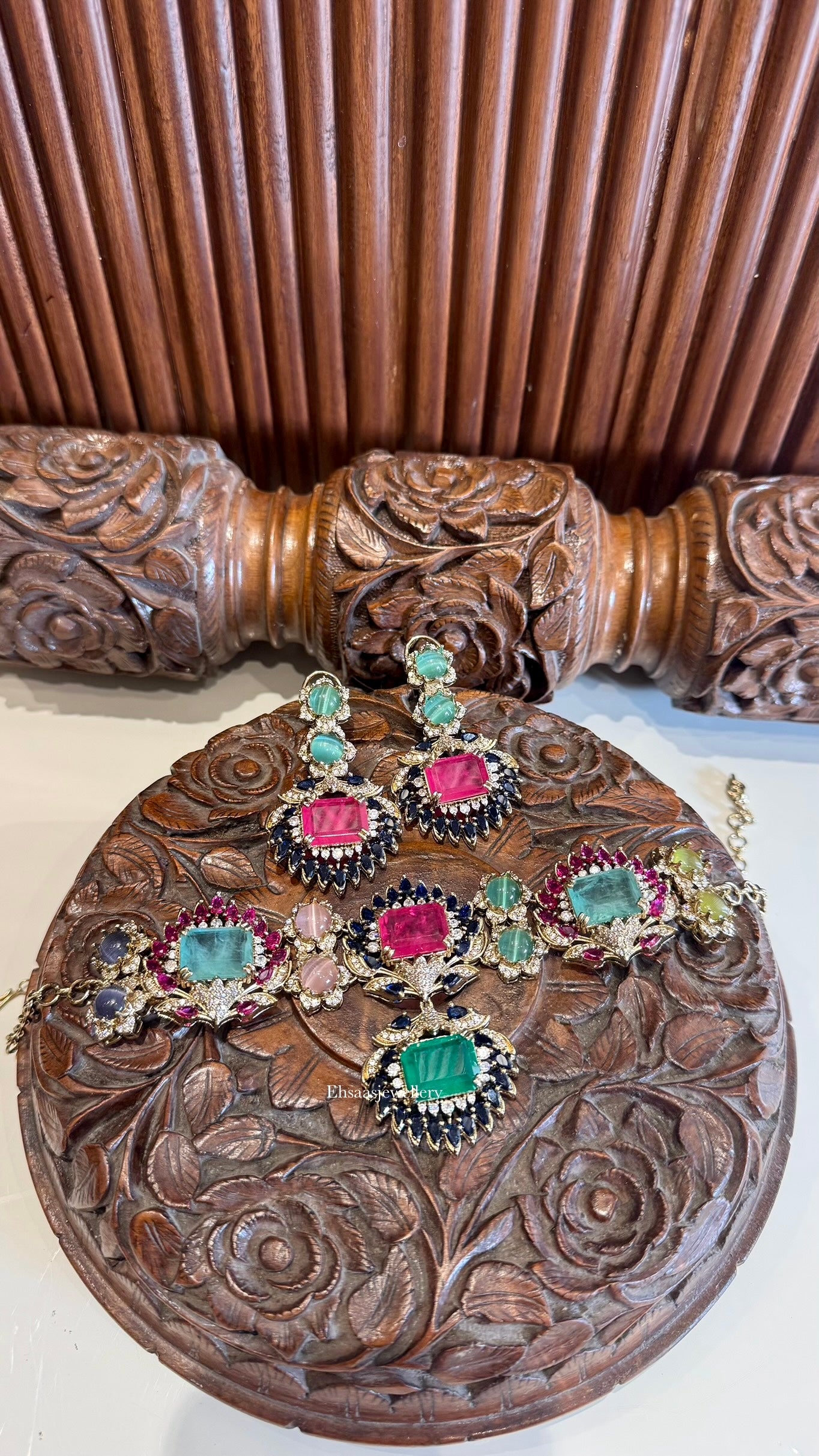 Hayat Necklace With Earrings