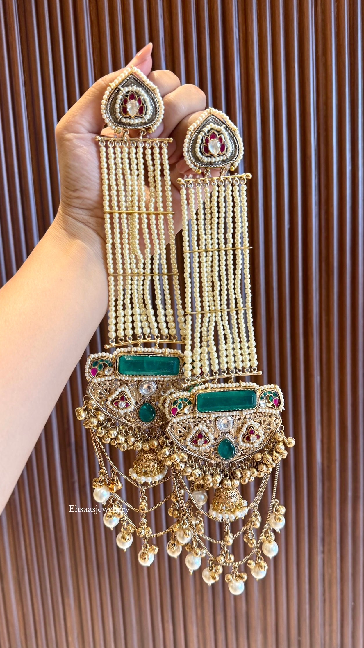 Mehrunisha Pearl Earrings