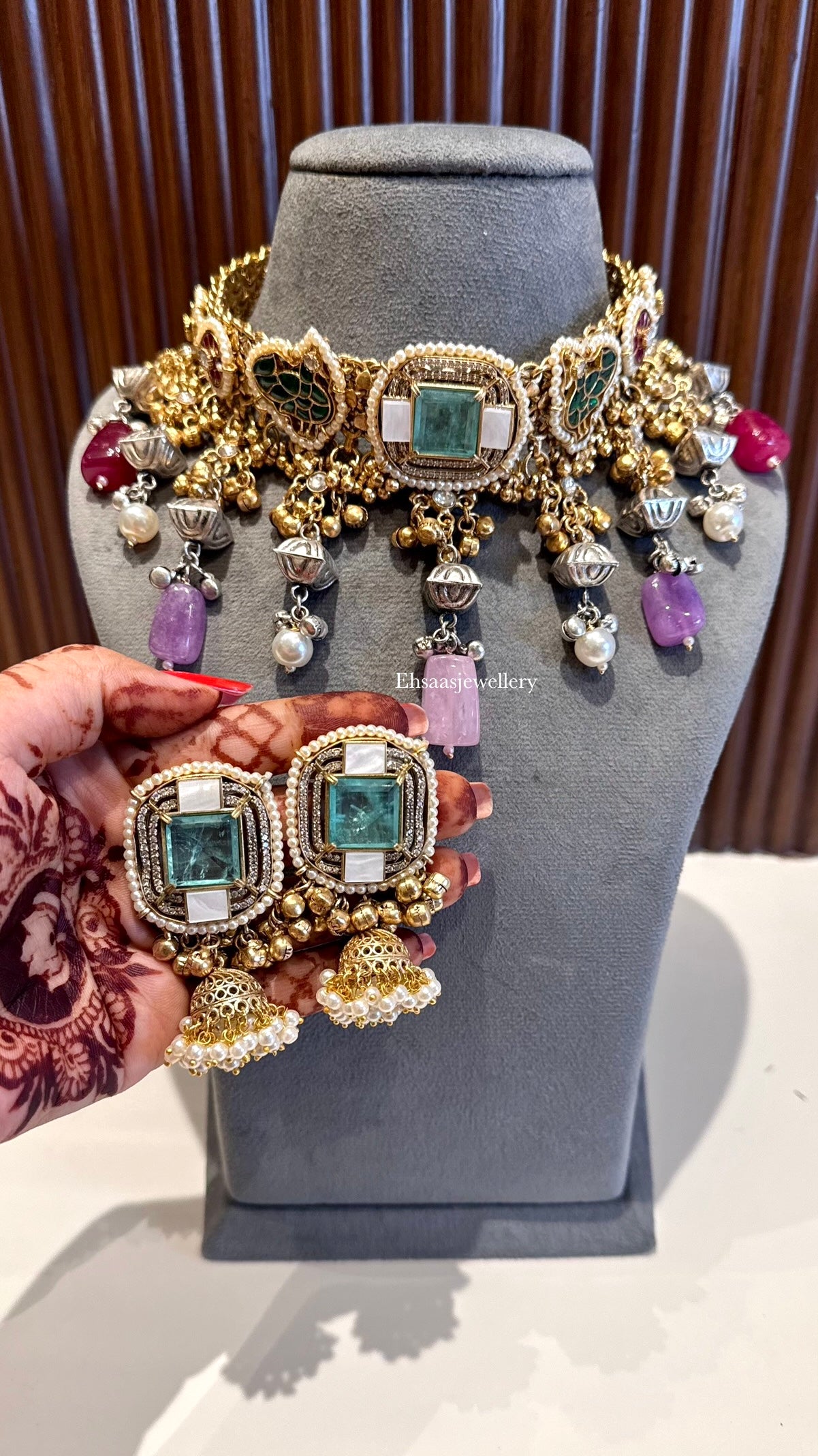 Ruhaniyat Necklace with Earrings