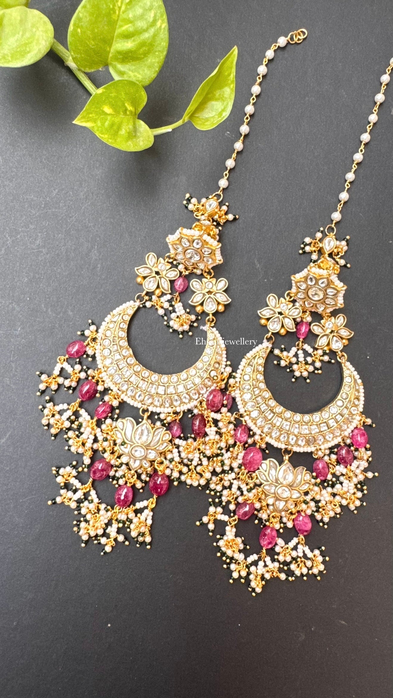 Zareen Chandbalis