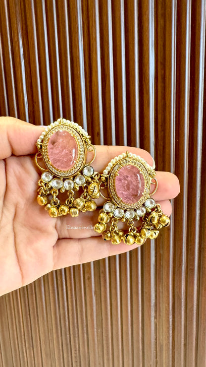 Shaasta Studs
