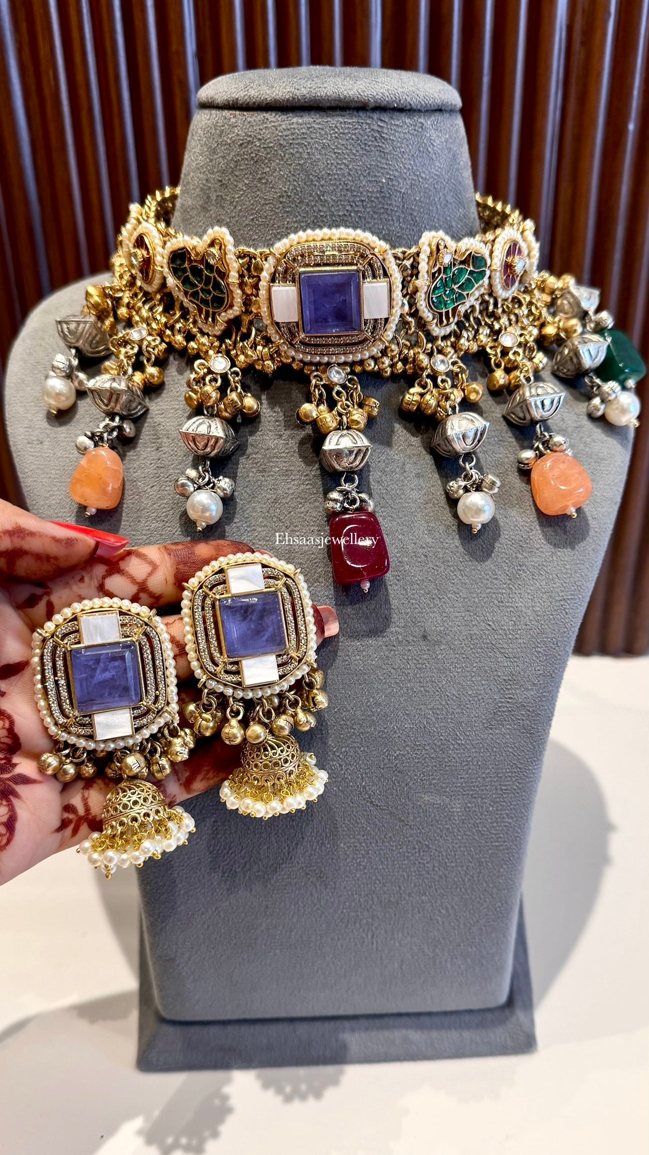 Ruhaniyat Necklace with Earrings