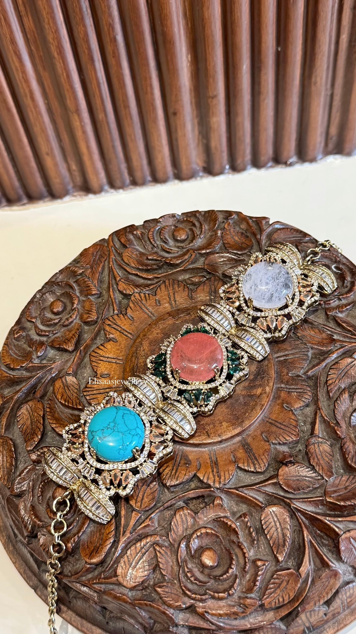Aneesha Necklace With Earrings