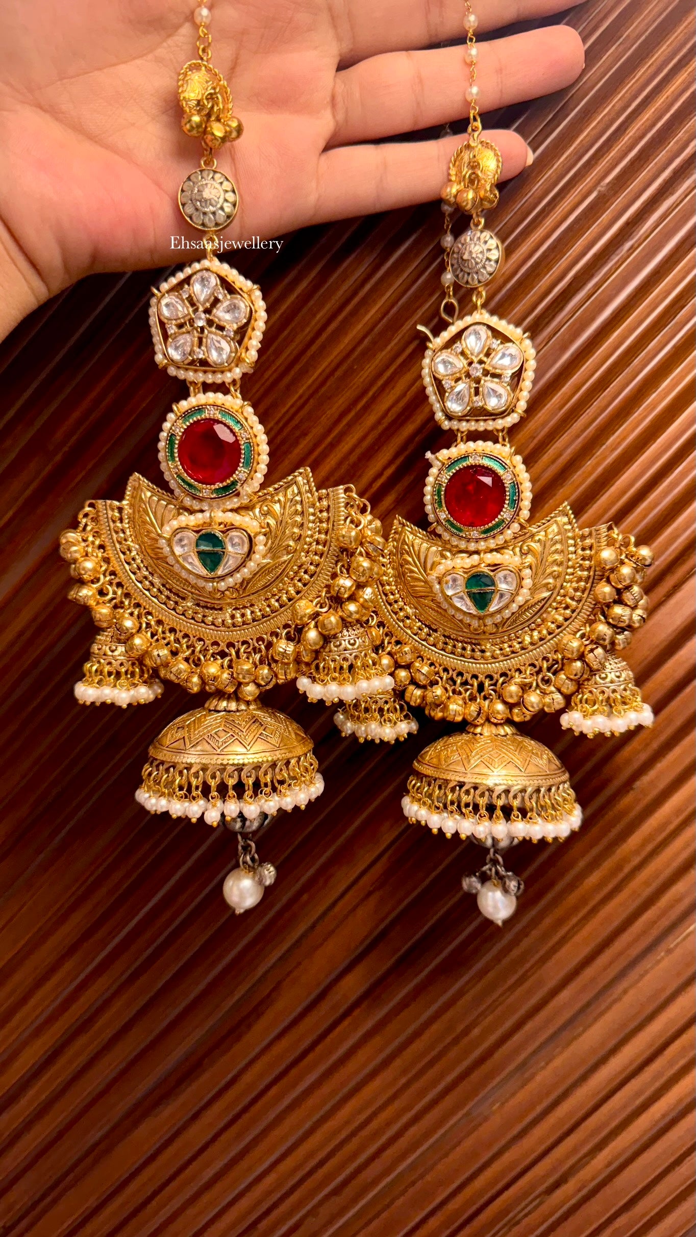 Suhana Jhumkis With Kaanchain