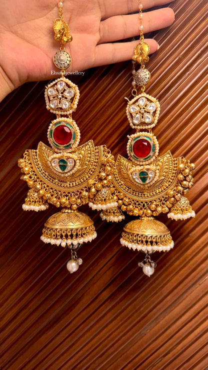 Suhana Jhumkis With Kaanchain