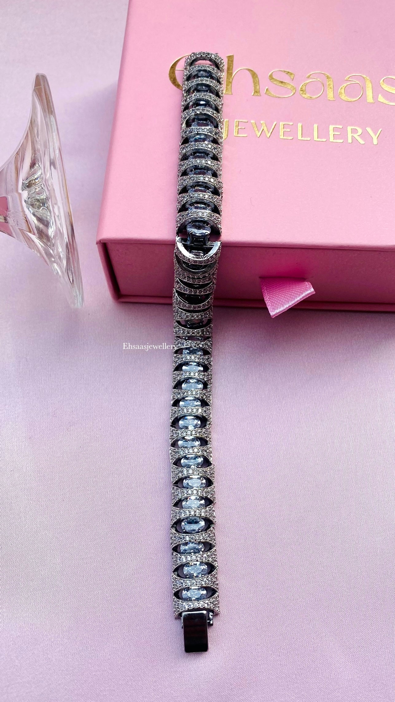 Noira Bracelet