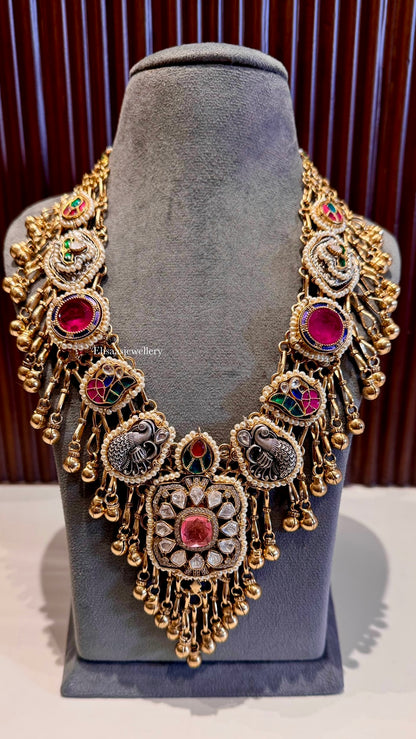 Noor Jahan Necklace with Earrings