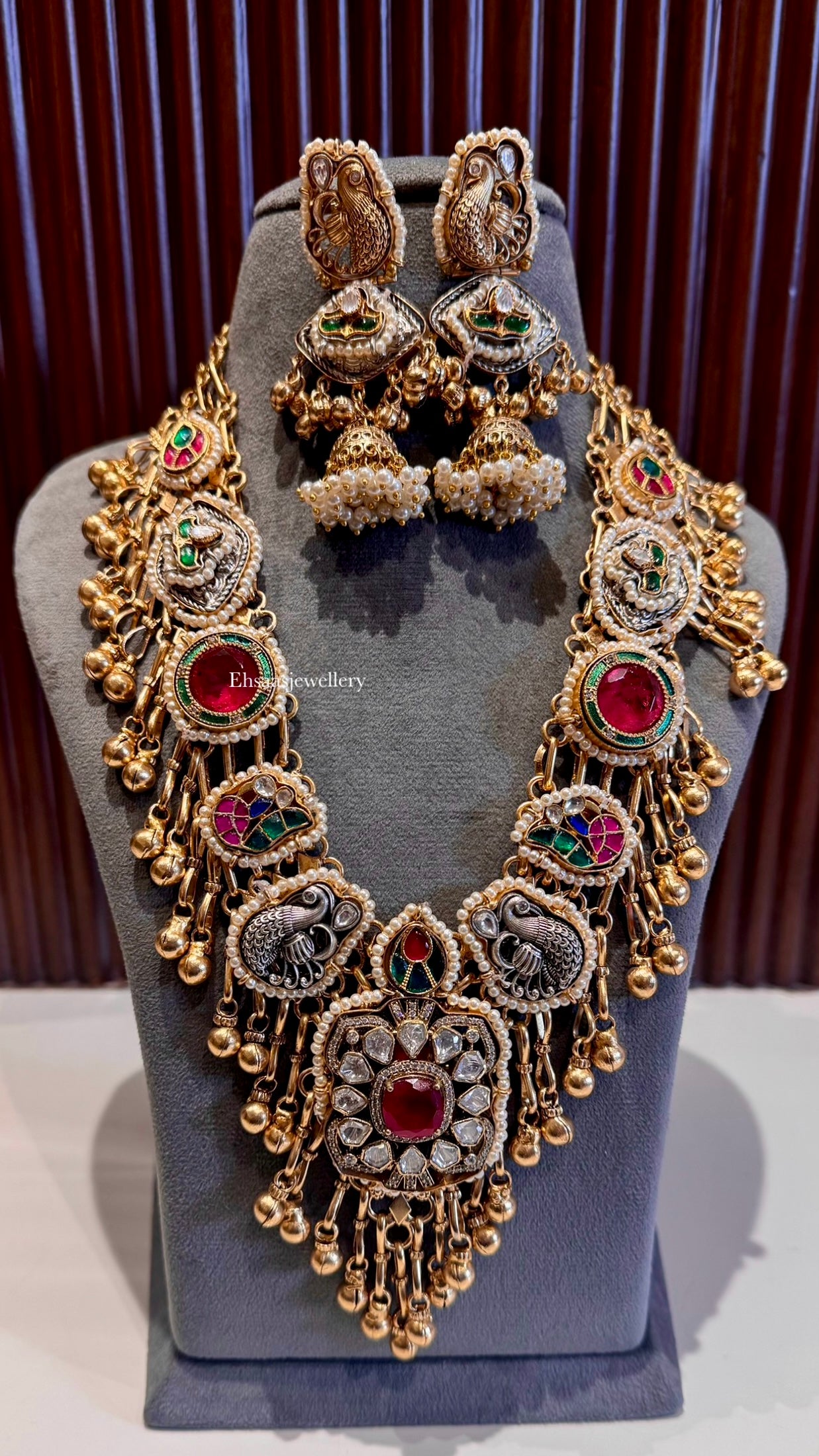 Noor Jahan Necklace with Earrings