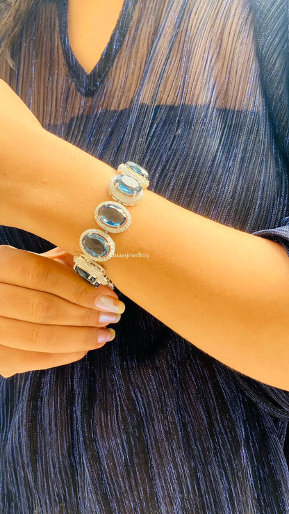 Avika Bracelet