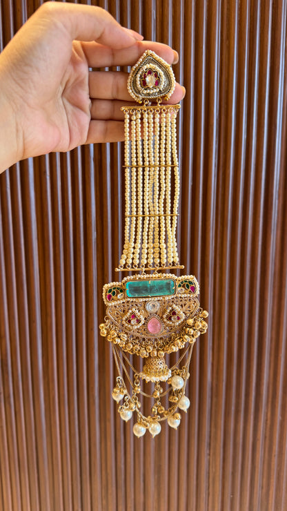 Mehrunisha Pearl Earrings