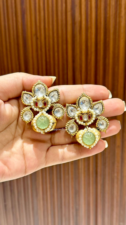 Shreenika Studs