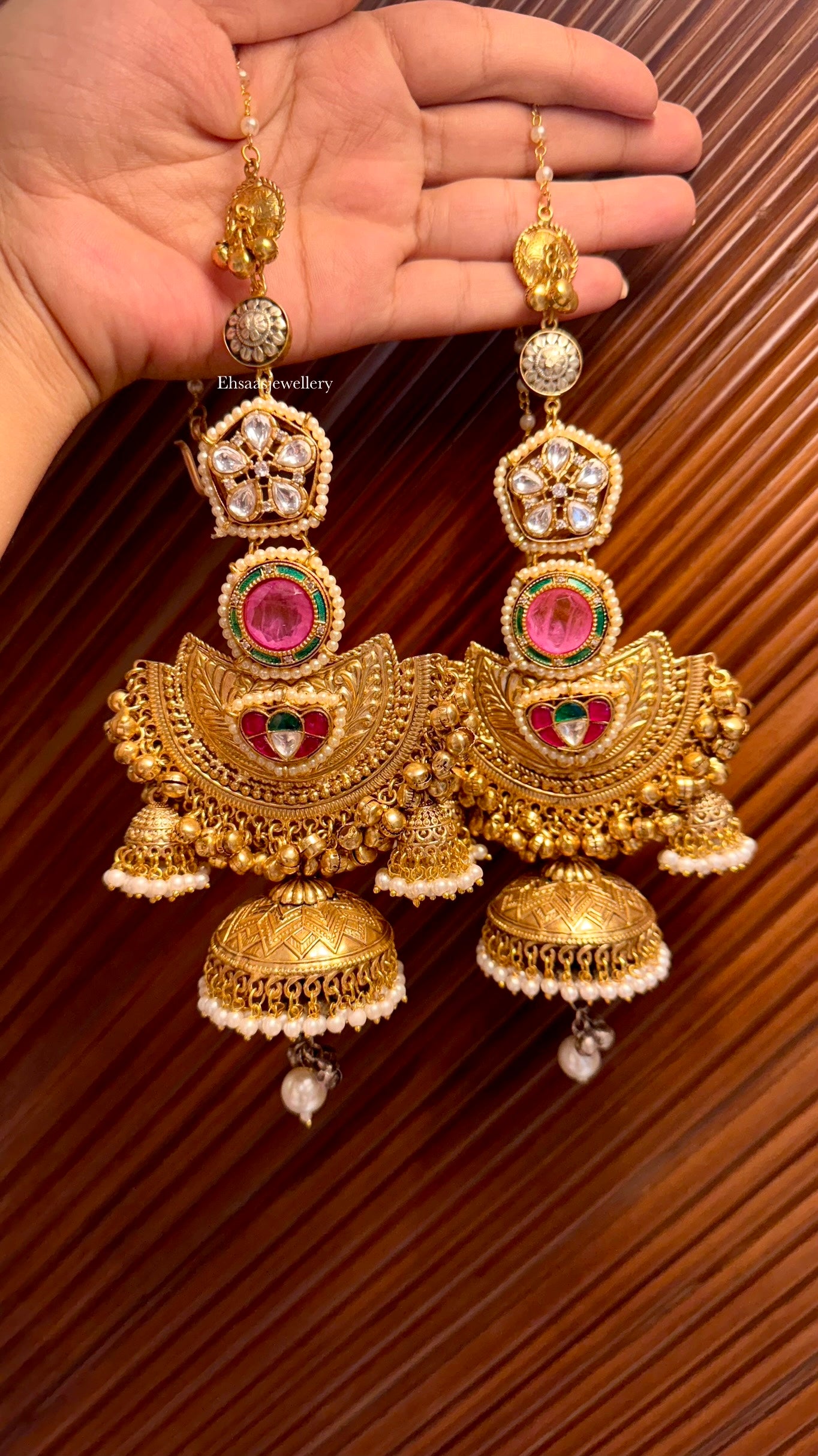 Suhana Jhumkis With Kaanchain