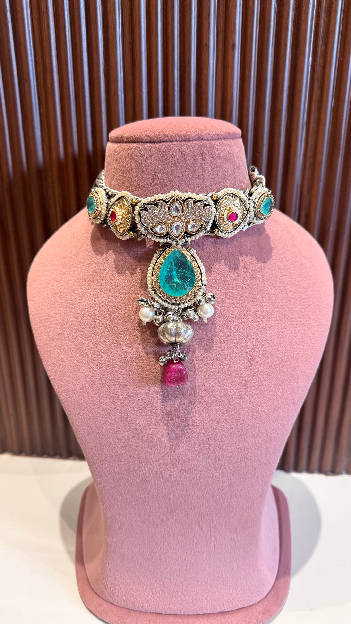Rang-e-Ishq Necklace Set