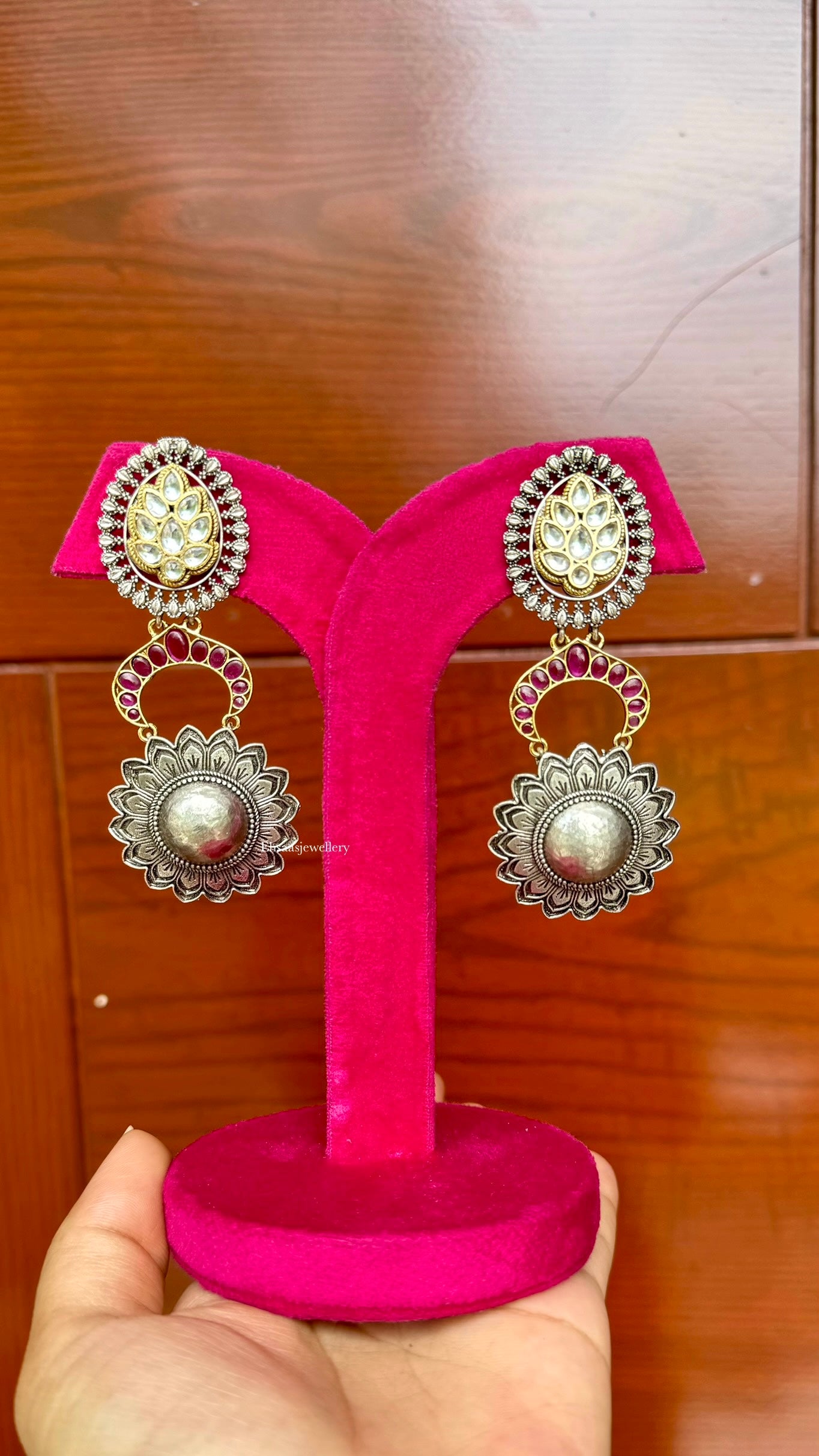 Aaradhya Earrings
