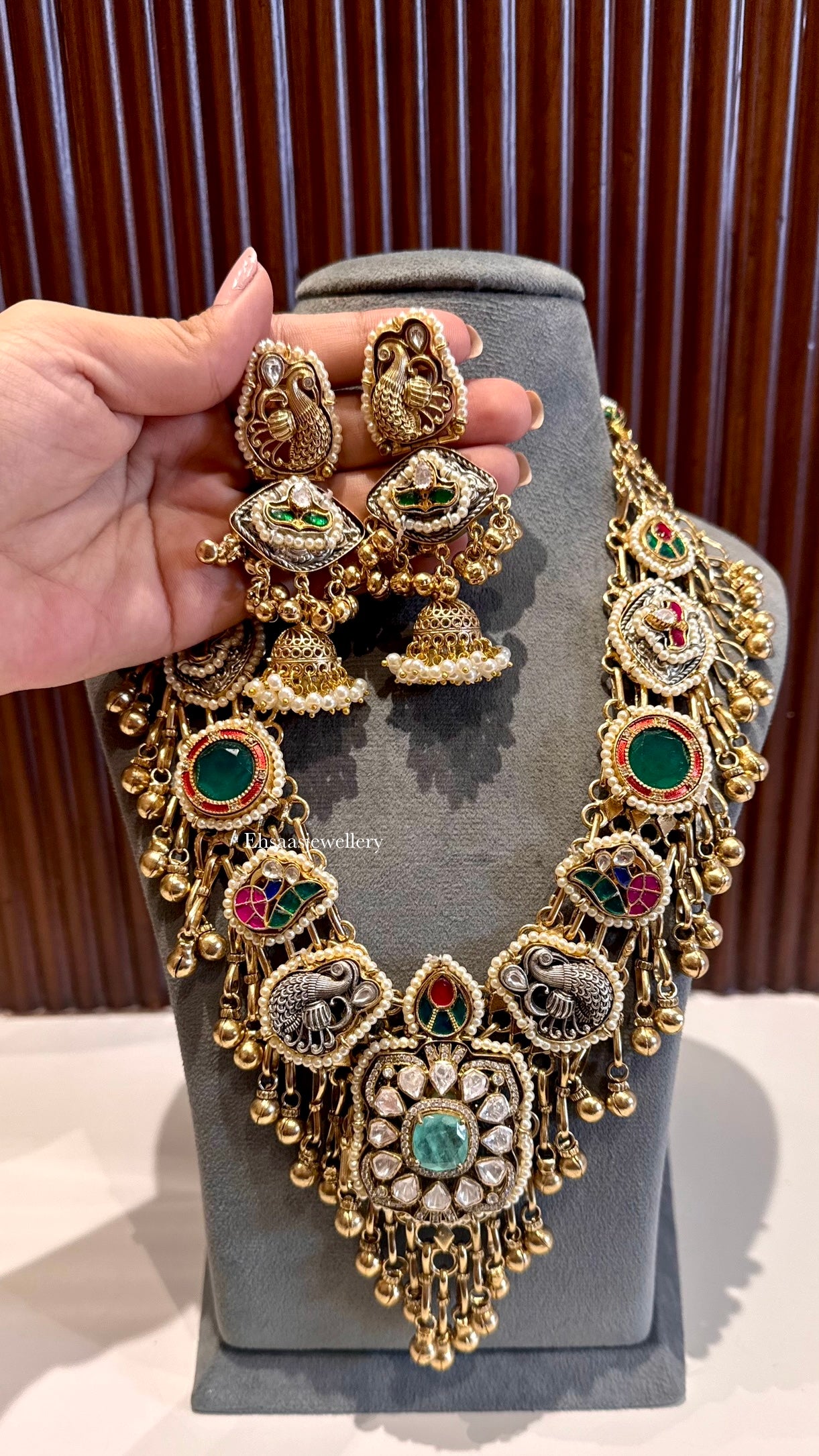 Noor Jahan Necklace with Earrings