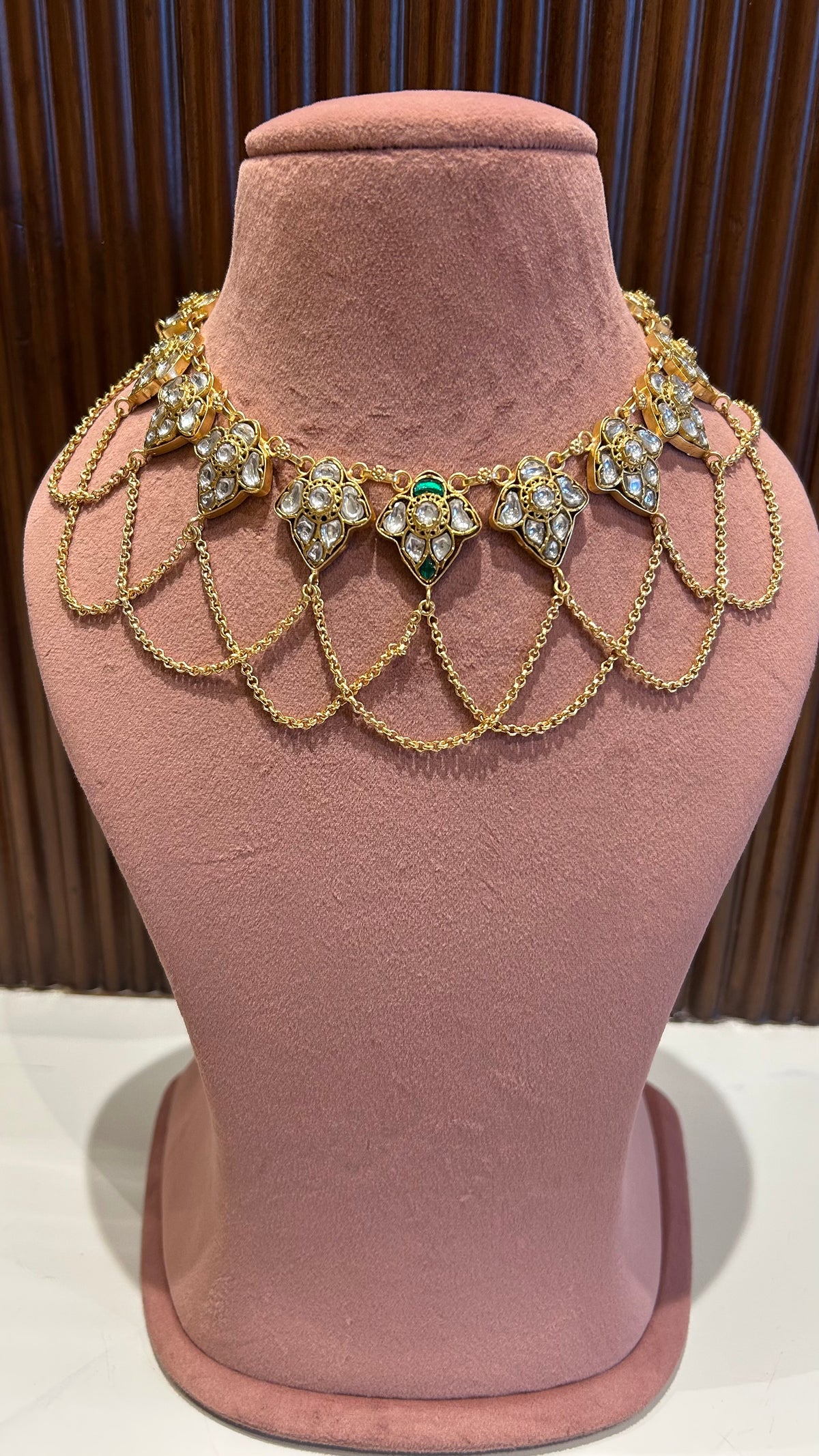Tarana Necklace Set