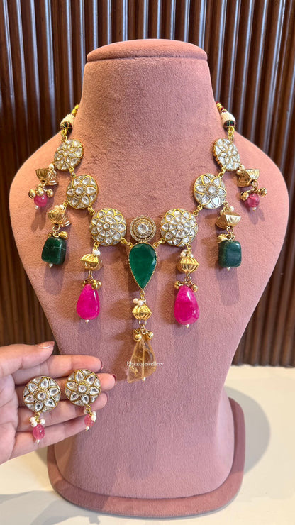 Eshmita Necklace Set