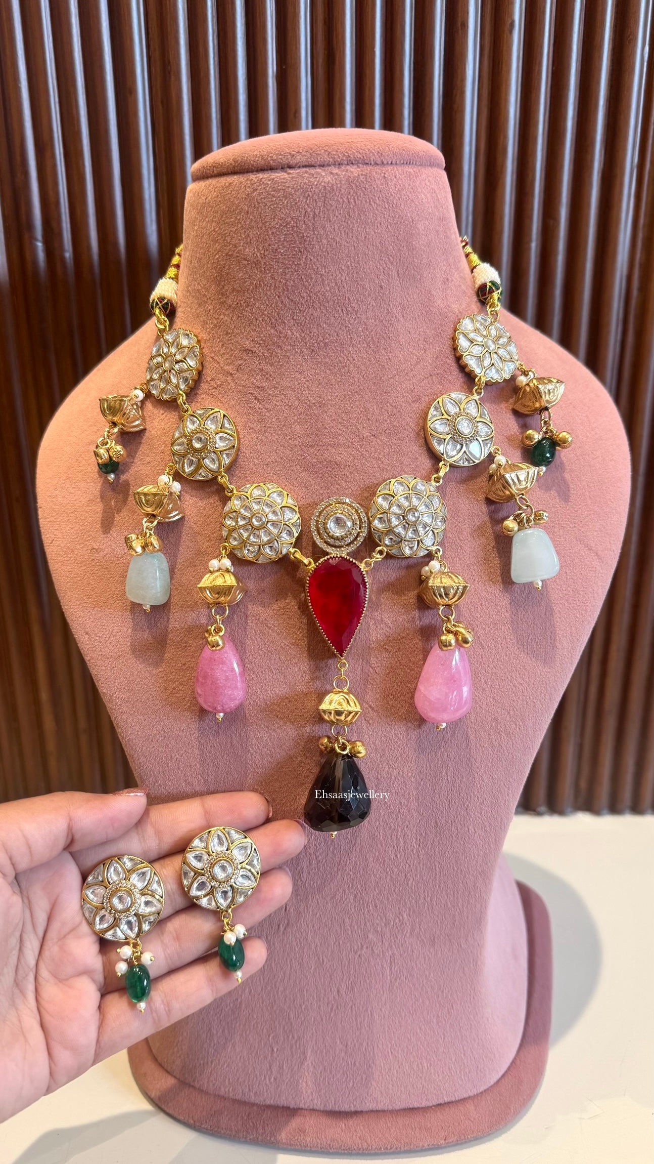 Eshmita Necklace Set