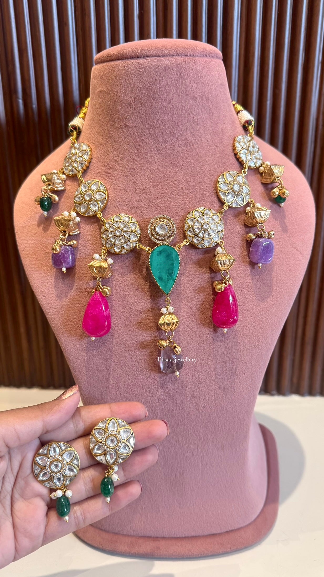 Eshmita Necklace Set