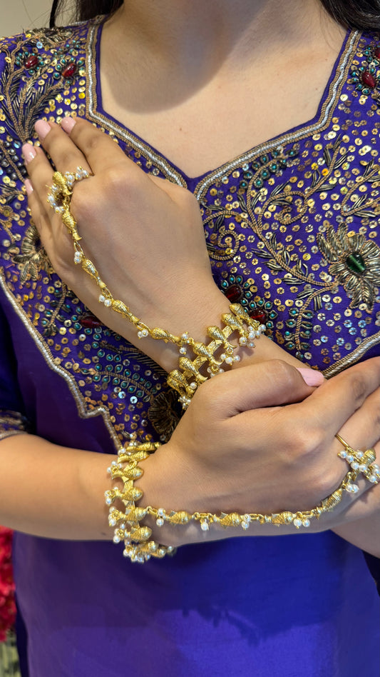 Jal Pari Pearl Hathphool (Pair)